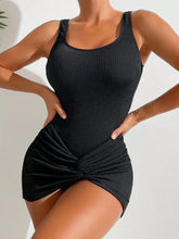 Conjunto Maiô + Saia Ana