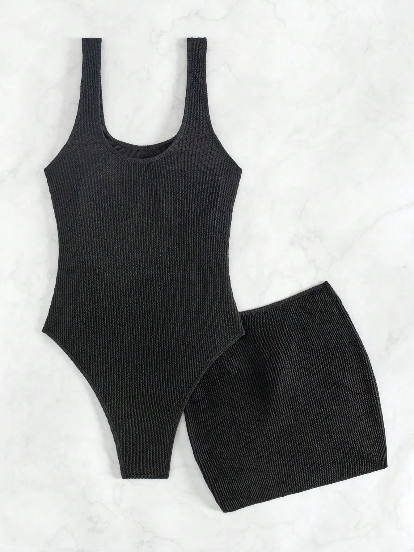 Conjunto Maiô + Saia Ana