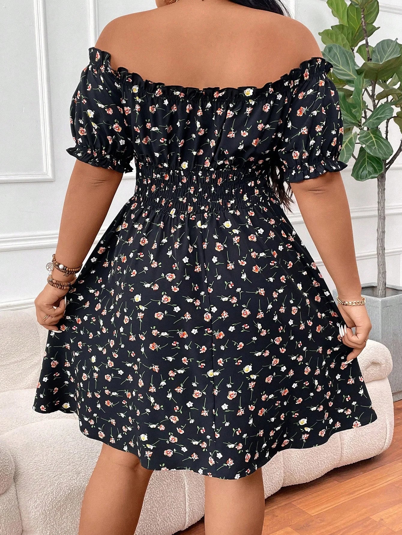 Vestido Ombro a Ombro Plus Size Grace