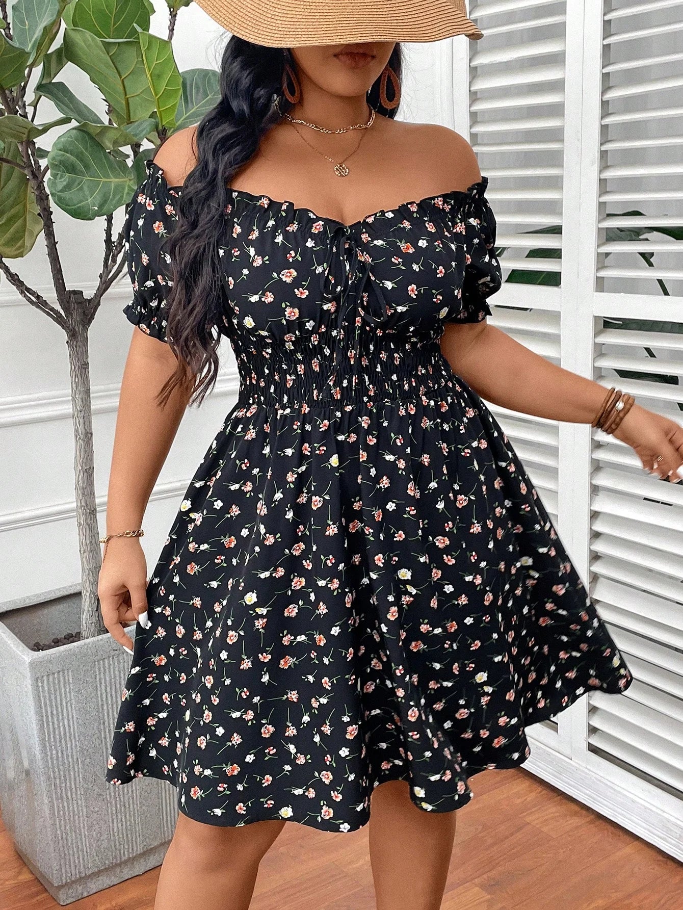 Vestido Ombro a Ombro Plus Size Grace