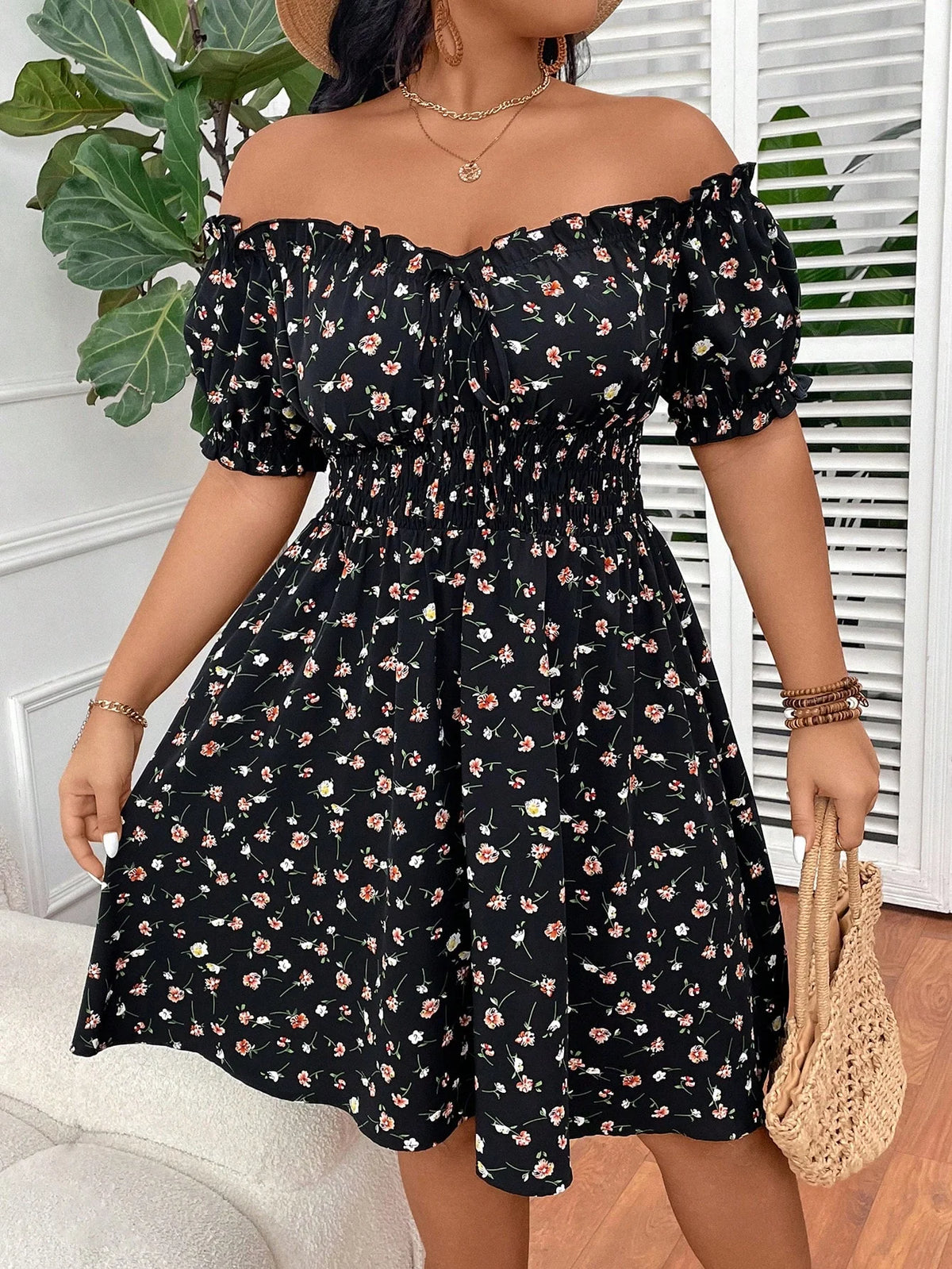 Vestido Ombro a Ombro Plus Size Grace