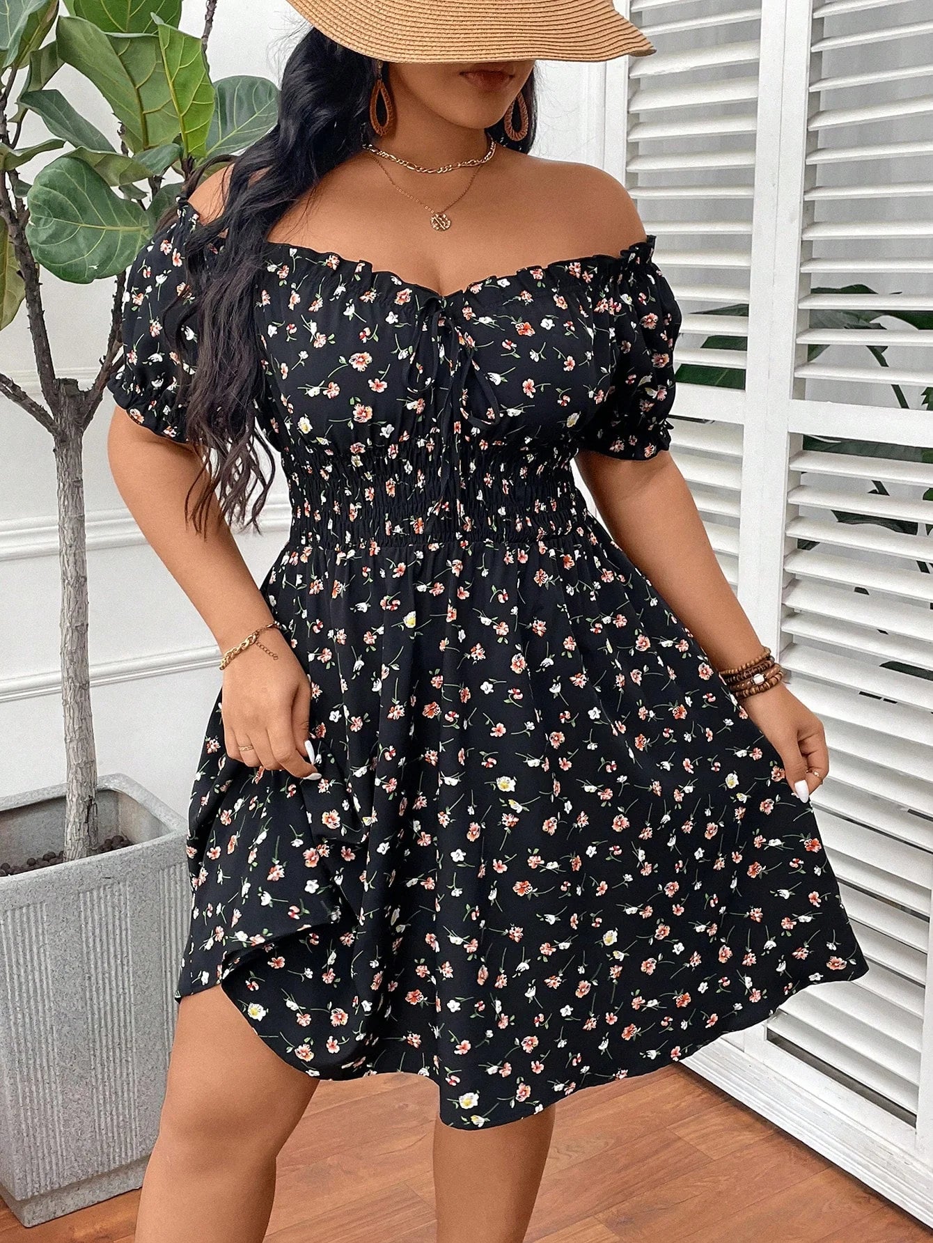 Vestido Ombro a Ombro Plus Size Grace