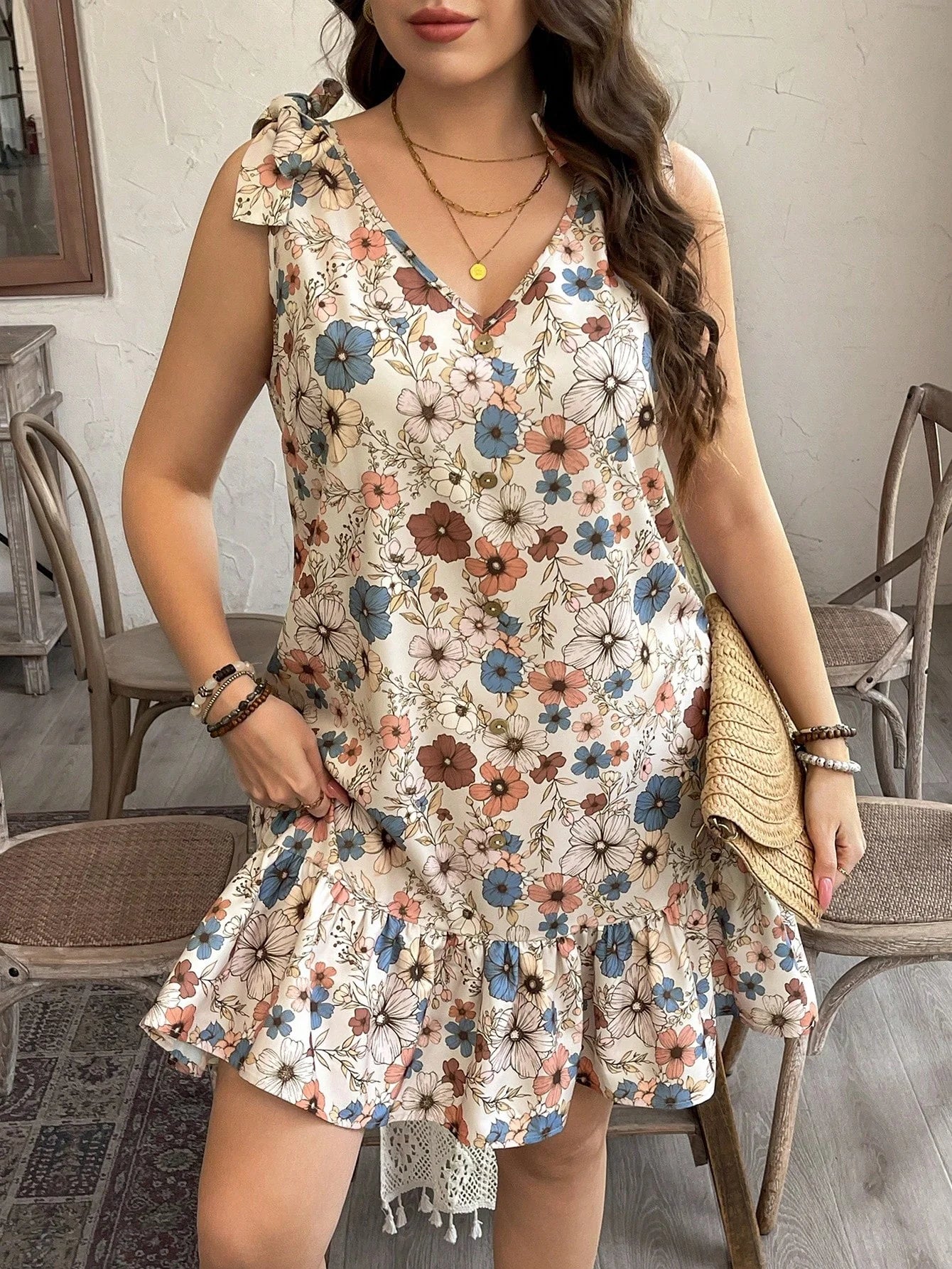 Vestido Curto Plus Size Olivia