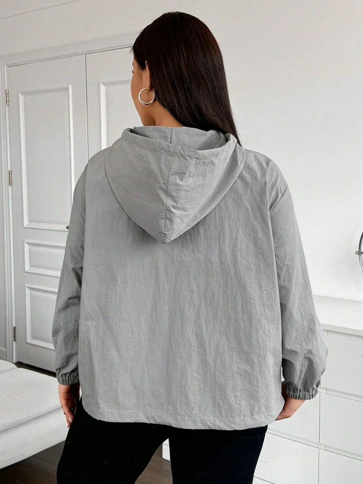 Corta-Vento Impermeável Plus Size Mia