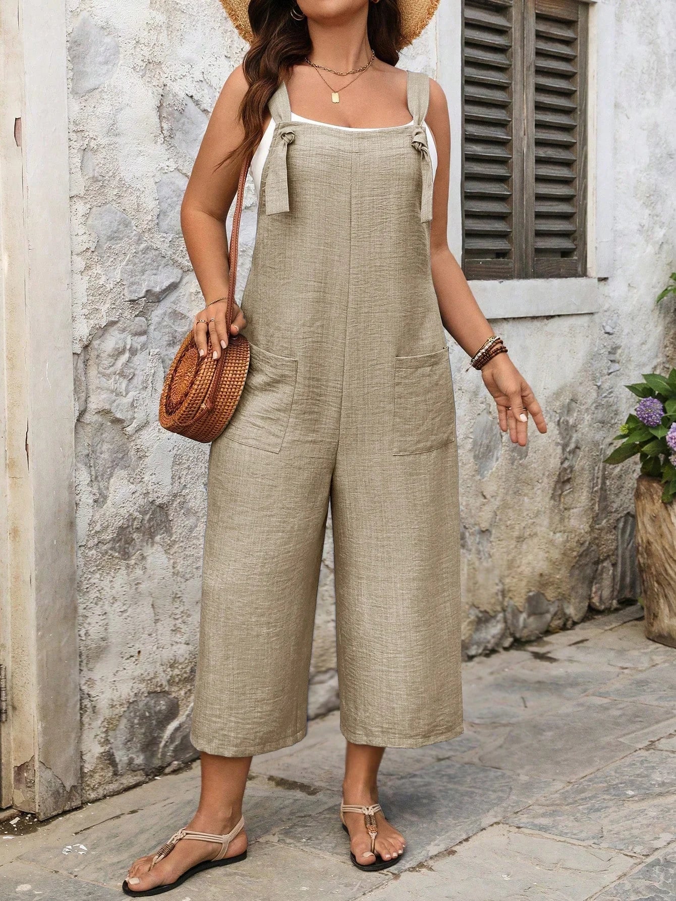 Macacão Plus Size Isis