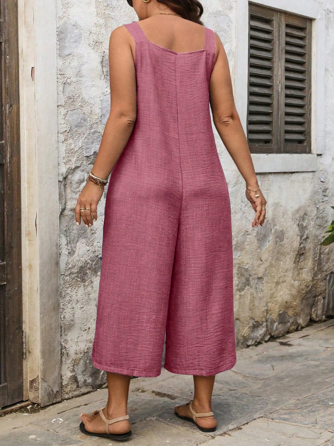 Macacão Plus Size Isis