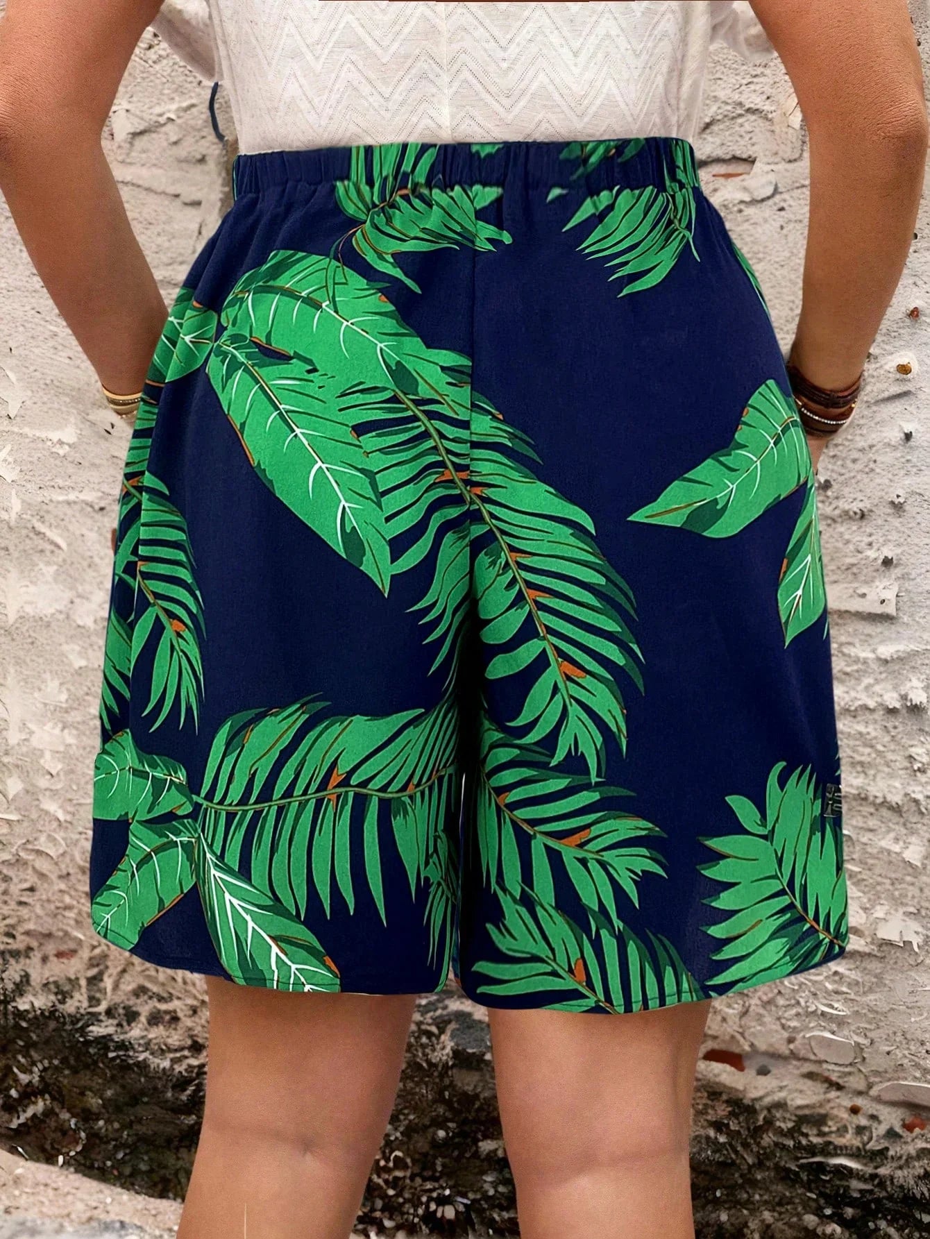 Shorts com Bolsos Plus Size