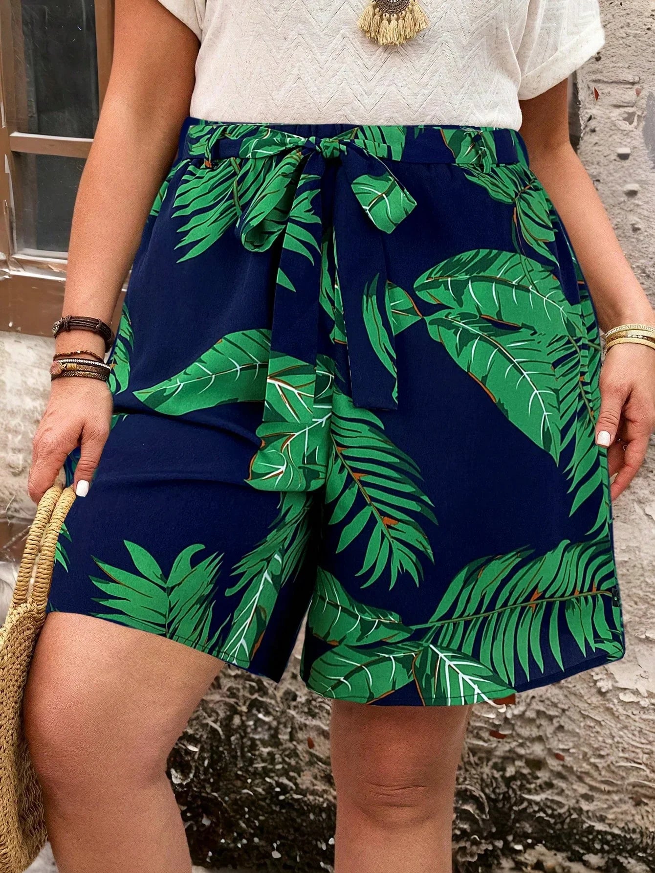 Shorts com Bolsos Plus Size