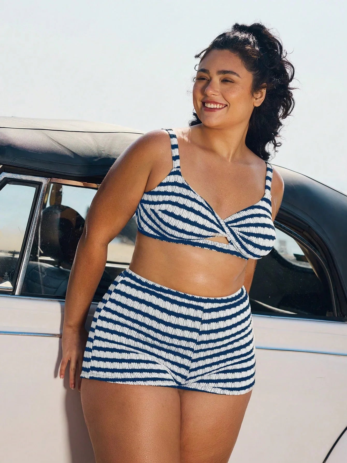 Biquíni Shorts Plus Size Listrado