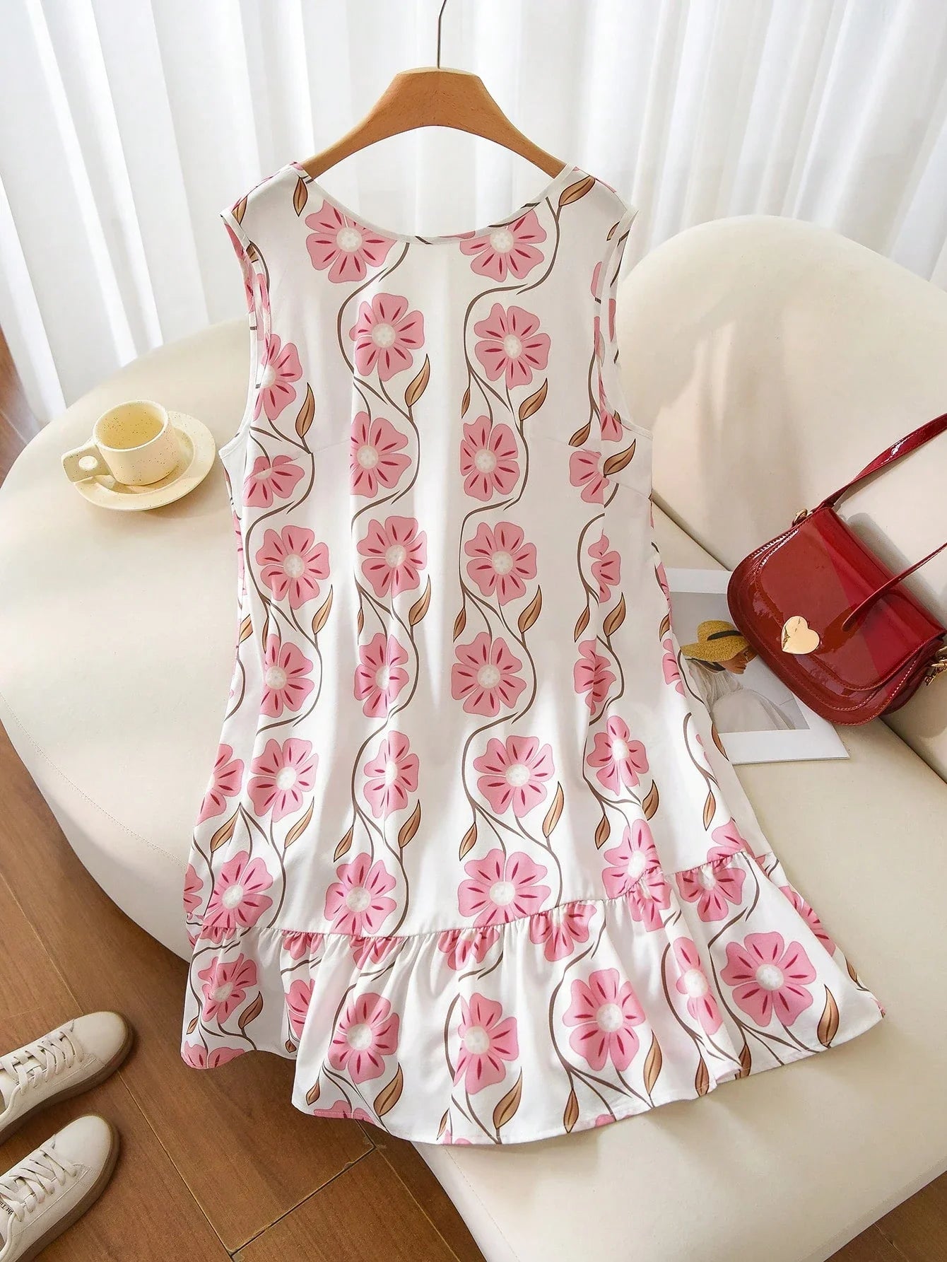 Vestido Curto Plus Size Lily