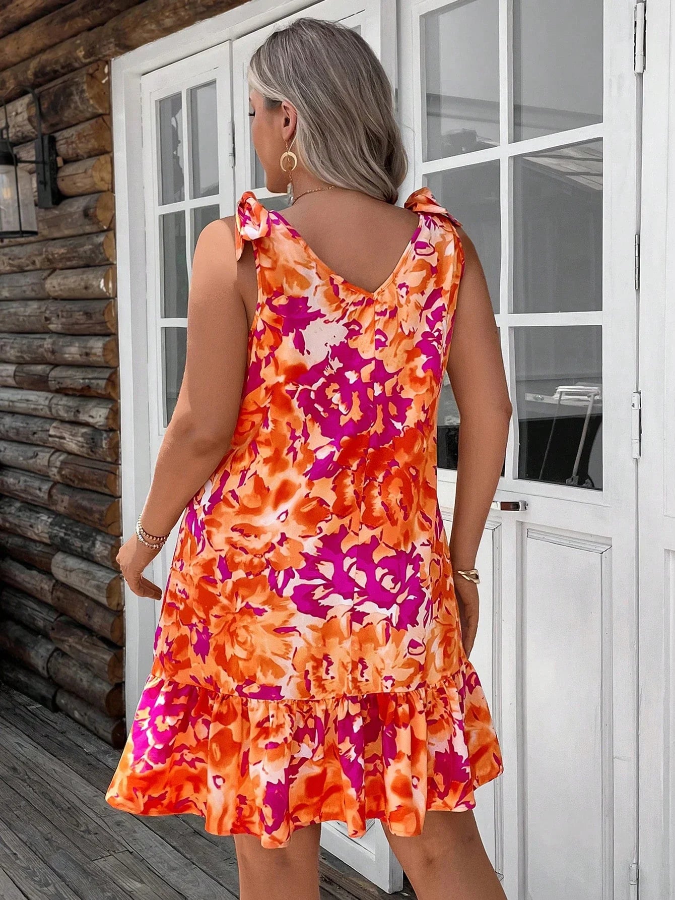 Vestido Curto Plus Size Olivia