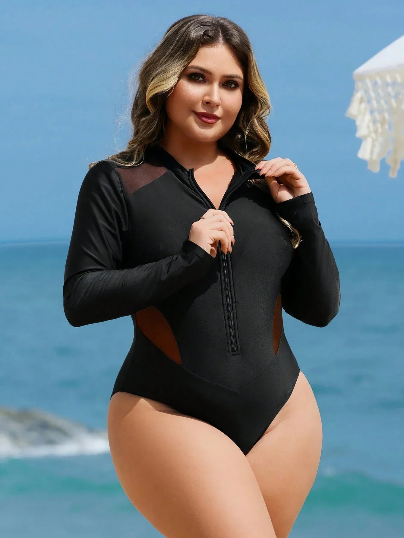 Maiô Manga Longa com Zíper Plus Size